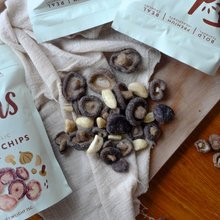 Load image into Gallery viewer, Garlic Shiitake Chips Bundle
