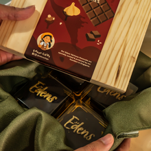 Load image into Gallery viewer, Edens Valrhona Chocolate Mooncake Collection (Pre-order)
